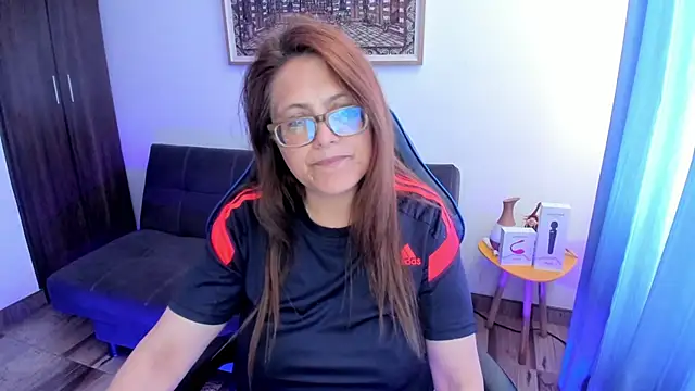 Ivette_ShairaのライブXXXチャット