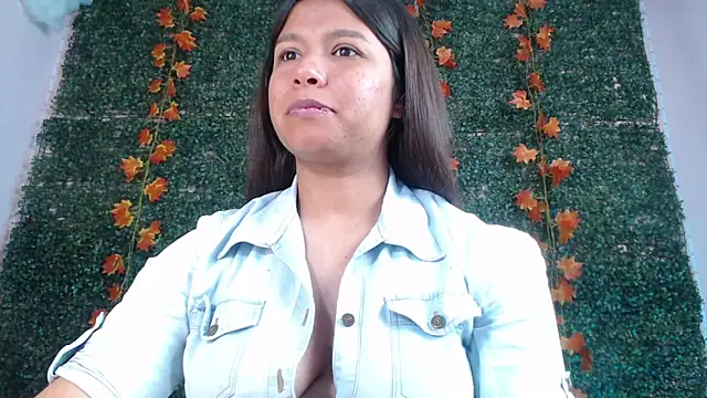 evybubbles Adlı Modelin Canlı XXX Sohbeti