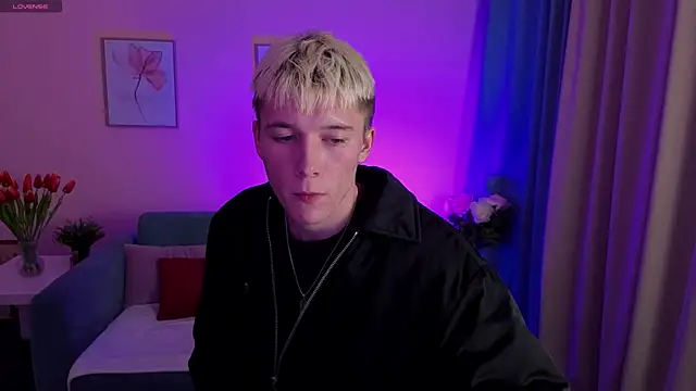 KevinParke: онлайн-секс-чат