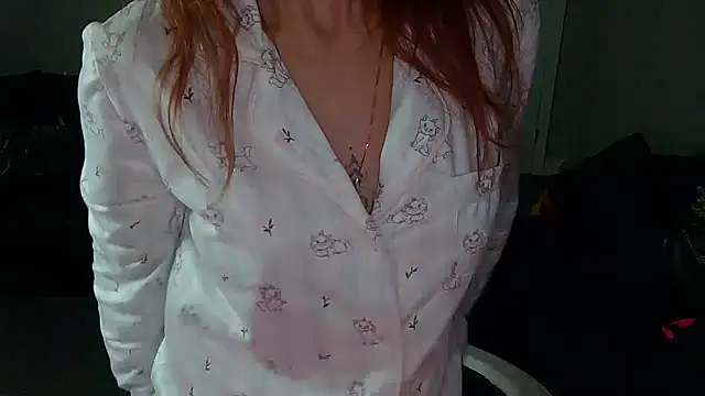 Red_firesquirt Chat XXX live