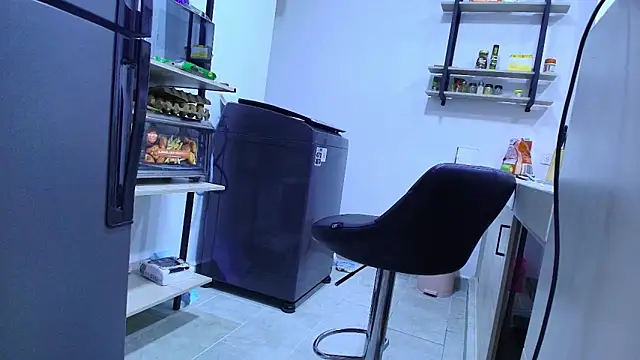 roxana_collins Live XXX-Chat