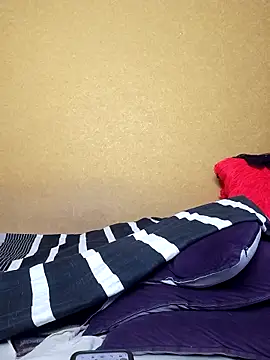 Chat +18 de LiluHot ao vivo