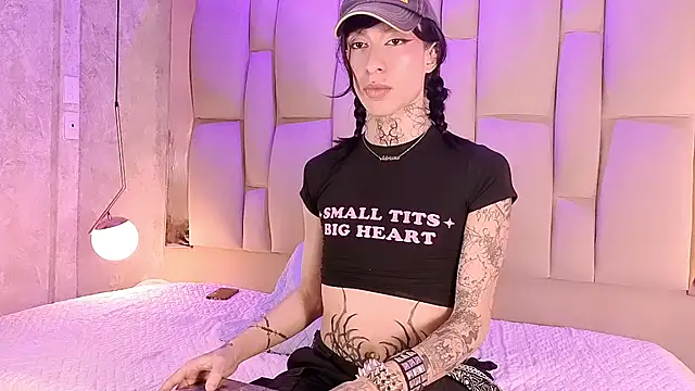 Вебкам-шоу MadisonWood01