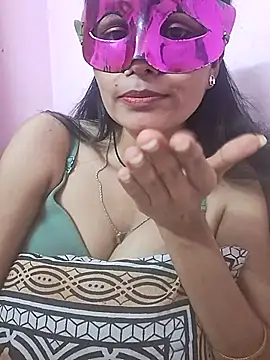 Nandinip2706's Live XXX Chat
