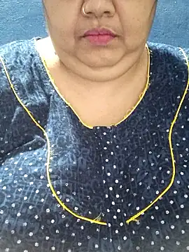 tamilthanushri live XXX chat