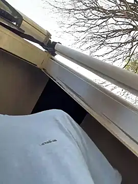 high3ndlowlife 网络视讯表演