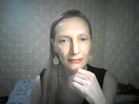 Chat XXX ao vivo de Averinona