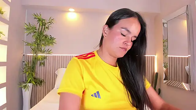 Chat XXX ao vivo de LucieMillerr