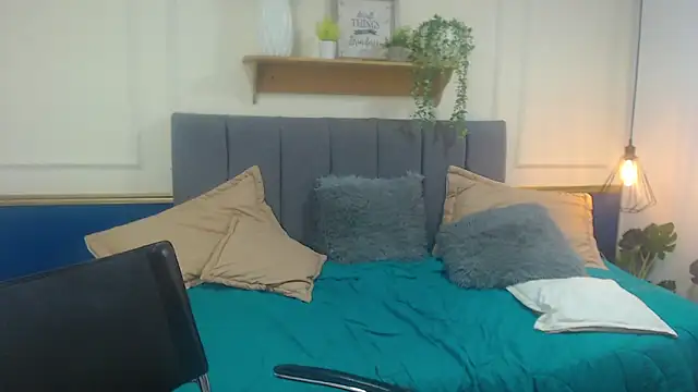 Violet_2003n Live XXX chat