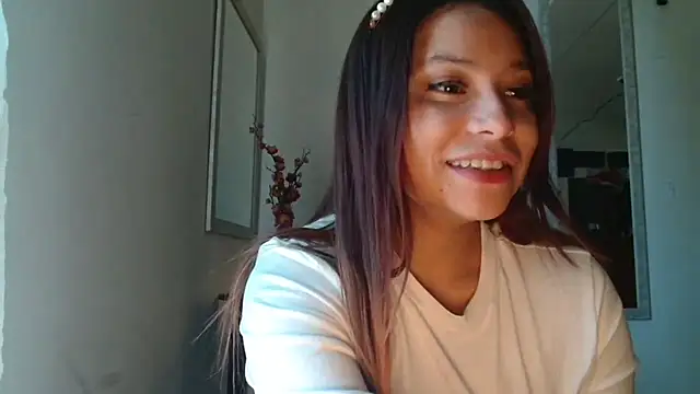 3littles' Live XXX Chat