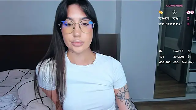 Velina83 Live XXX-Chat