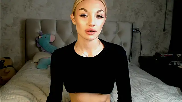 Ella_Milla Live XXX-Chat