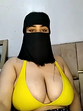 Maraamm Adlı Modelin Web Kamerası Şovu