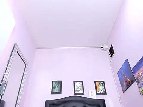 monalind220 Live XXX Chat