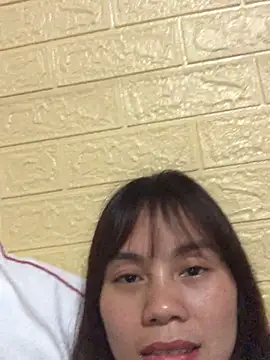 Sarahkiu – Live XXX-chat