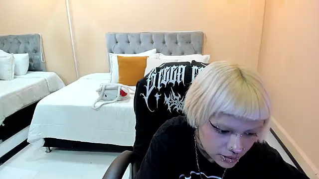 Chat XXX en directo de Bela_Craxkerr