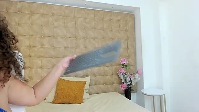 Show de m1a-teylor na webcam