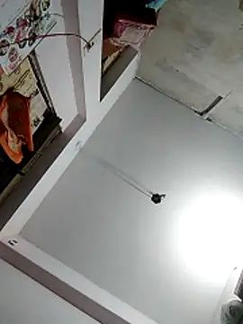 Show modela Stallion011 na web-kameri