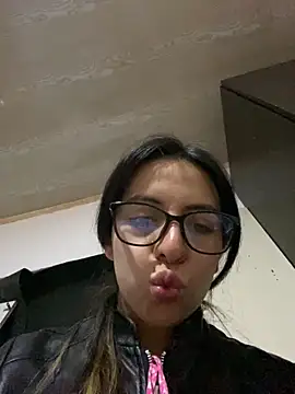 Онлайн чат XXX Maggie_Fox3