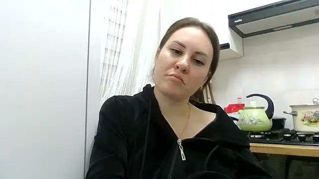 MeadowEyes Adlı Modelin Canlı XXX Sohbeti