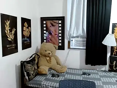 TSbrianaHugeCock Pertunjukan Webcam