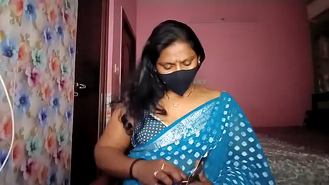 Show modela telugu_ammuu na web-kameri