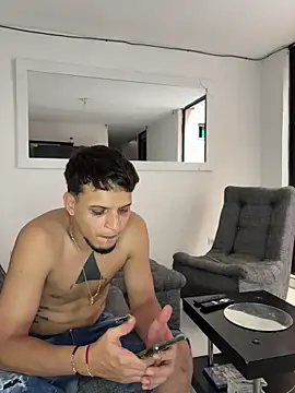 ArturoDelgado1 live XXX chat