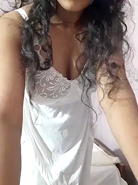 Show modela Chathuni na web-kameri