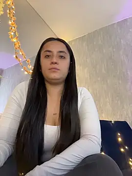 Antonella_JulietaのライブXXXチャット