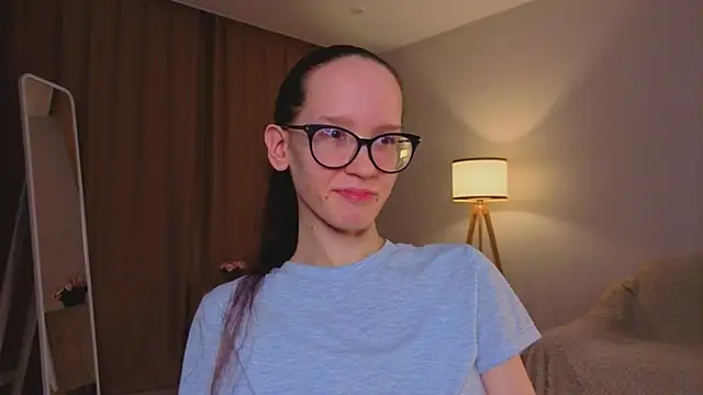 BettyBrowni élő XXX-chatje