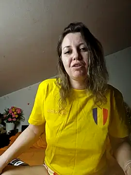 SweetMaddy888 élő XXX-chatje
