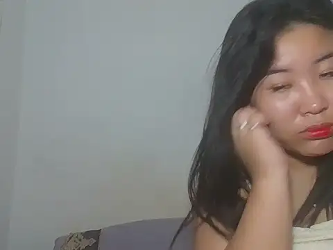 Zyeiii – Naživo XXX chat