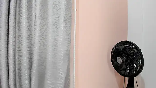 FreyaCameron's Webcam Show