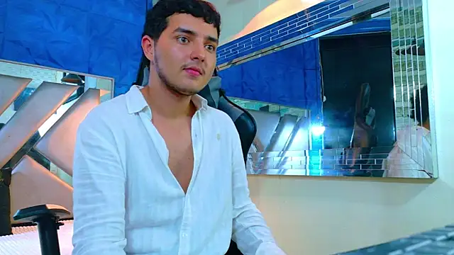 Oliver_Jamees Webcam-Show