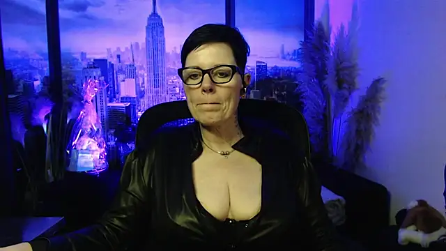 ninarandmann live XXX chat