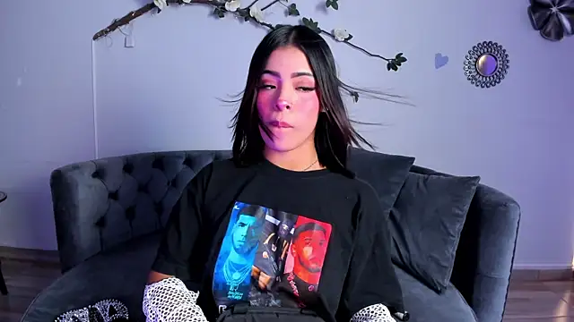 دردشة charlotte_mitchell_ الجنسية المباشرة