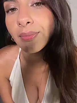 XXX chat uživo modela chicachocolate01