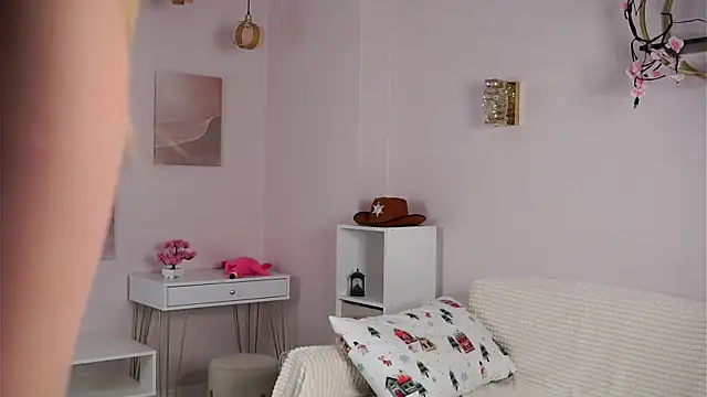 SunnivaCoviln Live XXX chat