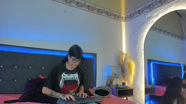 Ale_cuzz – webcam-show