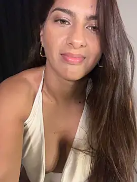 chicachocolate01 网络视讯表演