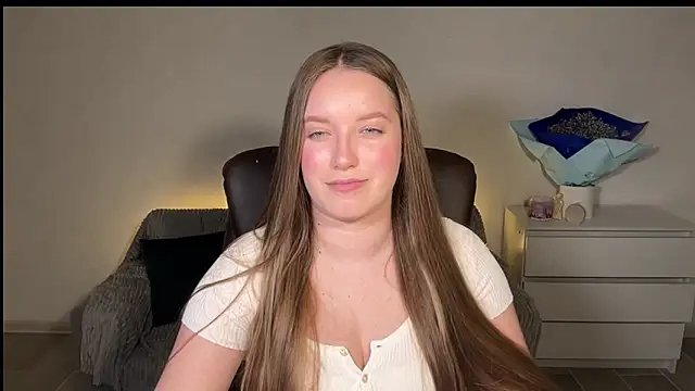 EvaMaddison élő XXX-chatje