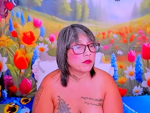 indianroxy Chat XXX live