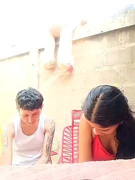 Mei_and_Gaby Adlı Modelin Canlı XXX Sohbeti