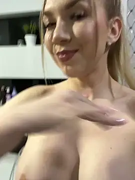 Cute-AliceのライブXXXチャット