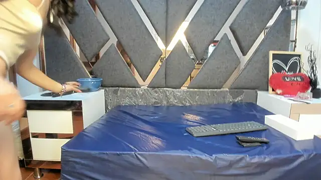 Maggyx: онлайн-секс-чат