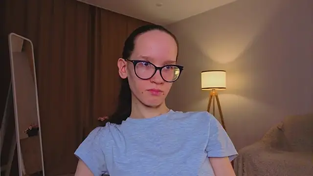 Chatroom XXX en direct de BettyBrowni