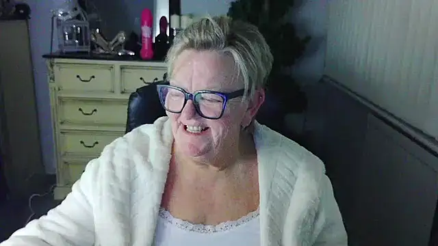 Czat XXX na żywo – BridgetBlueEyes