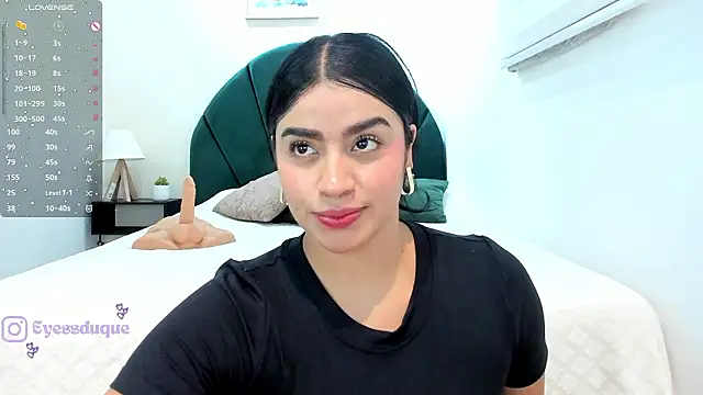 XXX chat uživo modela Eyes_Duque