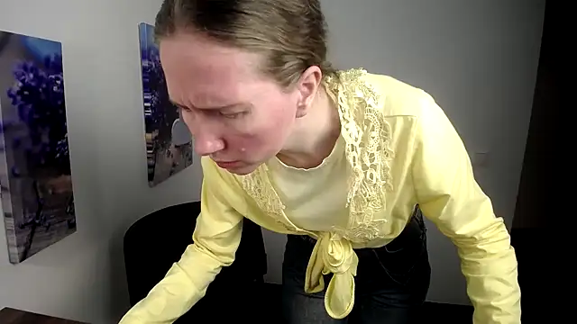 Sexy_MargoX_ Adlı Modelin Canlı XXX Sohbeti