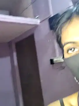 Thaper_Meera2's Webcam Show